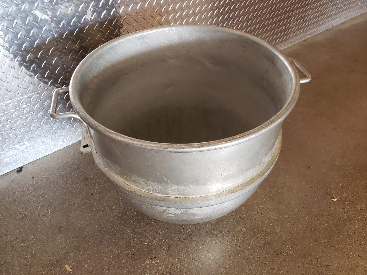 commercial stainless steel mixing bowls